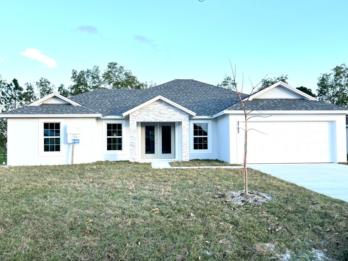 Foto principal - 5797 NW Coosa Dr