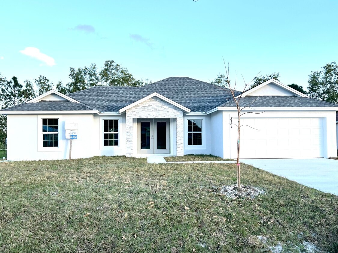 Primary Photo - 5797 NW Coosa Dr