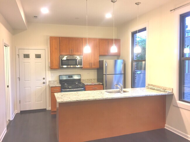 Foto del edificio - 1421 W Huron St