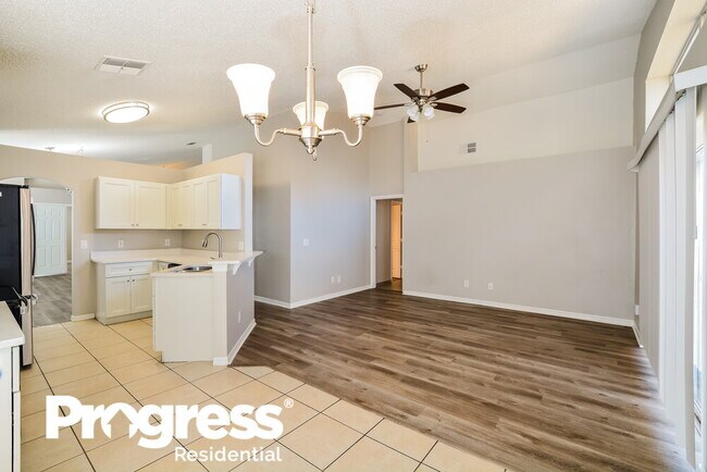 Building Photo - 4205 Boca Woods Dr