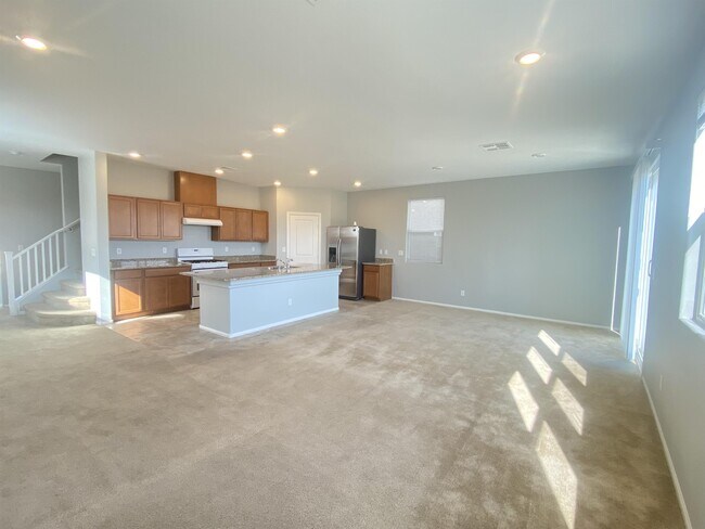 Foto del edificio - 8489 Green Alder Ct