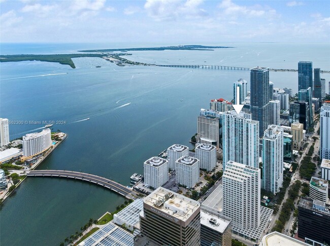 Foto del edificio - 950 Brickell Bay Dr