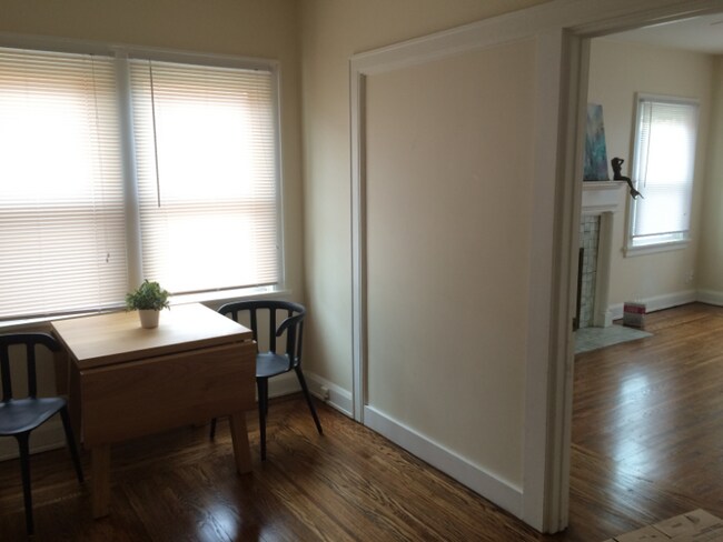 Foto del edificio - 925 Nassau St