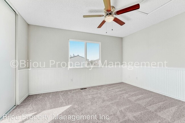 Building Photo - 2336 Lexington Village Ln