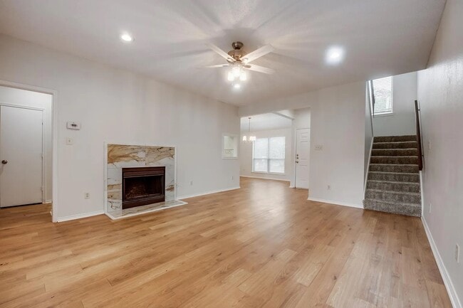 Foto del edificio - 500 Norwood Pl