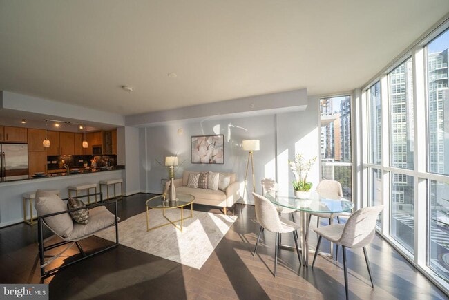 Foto del edificio - 1025 1st St SE