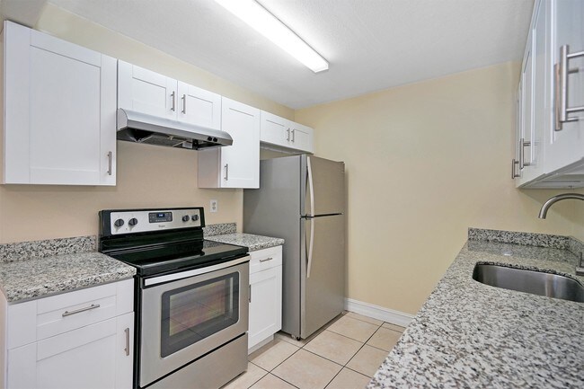 Foto del edificio - 318 SW 78th Terrace