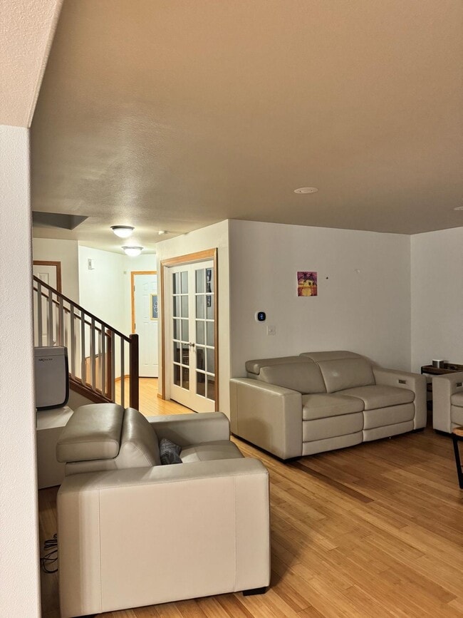 Foto del edificio - 320 Zillah Pl SE