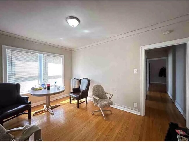 Foto del edificio - 4263 W Addison St