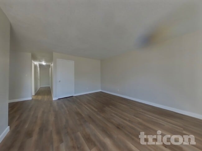 Building Photo - 820 Mamilane