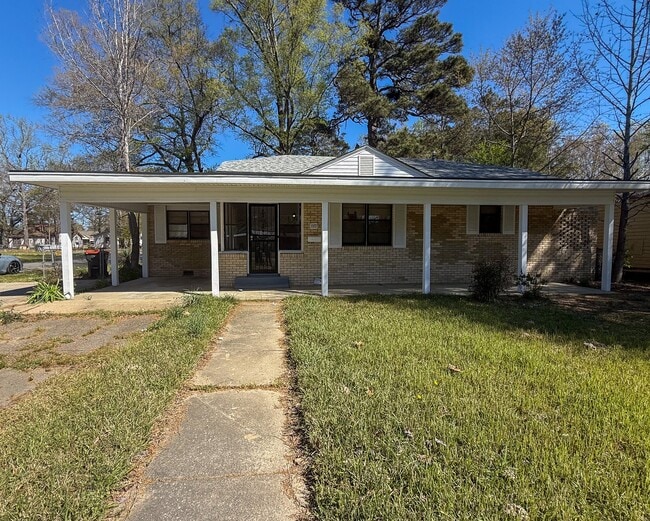 Building Photo - 1907 W 28th Ave