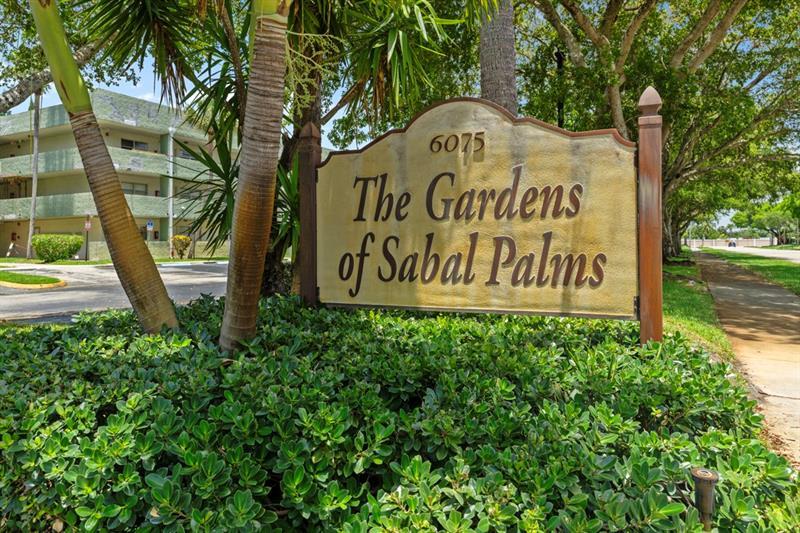 Foto principal - 6075 N Sabal Palm Blvd