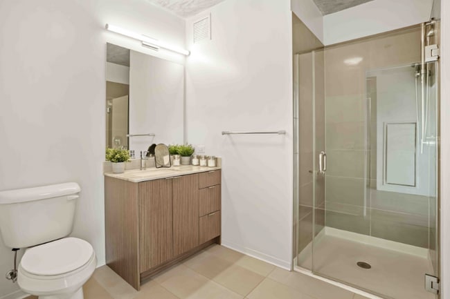 Building Photo - 2180 S Wabash Ave