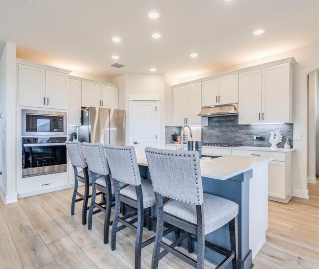 Foto del edificio - 297 Tree Nut Lp