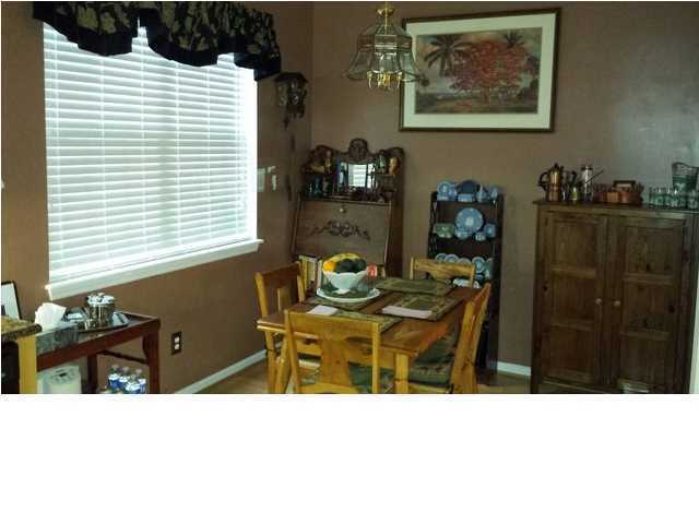 Primary Photo - 135 Revolution Dr