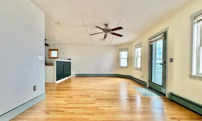 Foto del edificio - 71 Hillside Ave