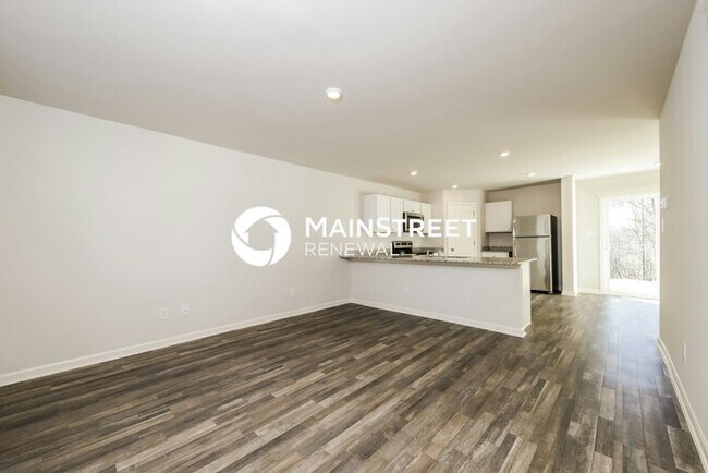 Foto del edificio - 4 Bedroom Pet-Friendly Home in Mocksville, NC with Main Street Renewal
