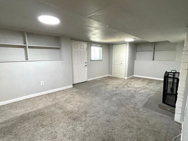 Foto del edificio - 1431 Johnston Ave. *