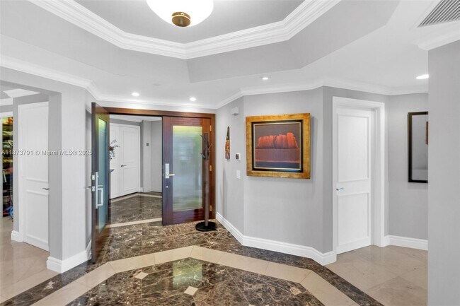 Foto del edificio - 21050 Point Pl