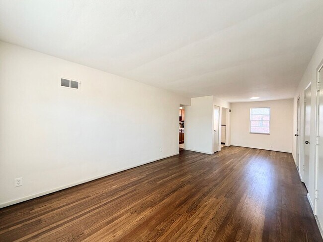 Foto del edificio - The Pointe at Willmore Park