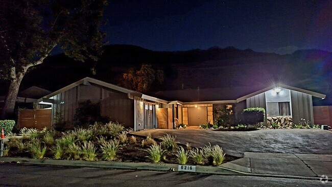 Building Photo - 6216 Paseo Canyon Dr