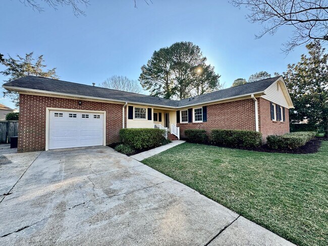 Building Photo - READY NOW!! 4-Bedroom Ranch w/Two Master S...