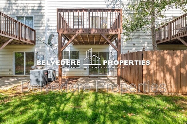 Building Photo - 36 Ackland Dr