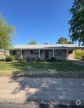 Building Photo - 718 W Glenn Dr