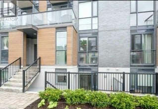 Building Photo - 47 Macaulay Ave