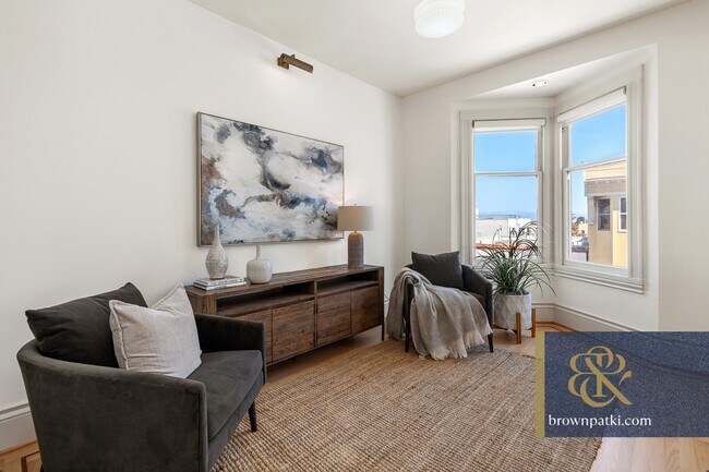 Foto del edificio - 1565 Clay St