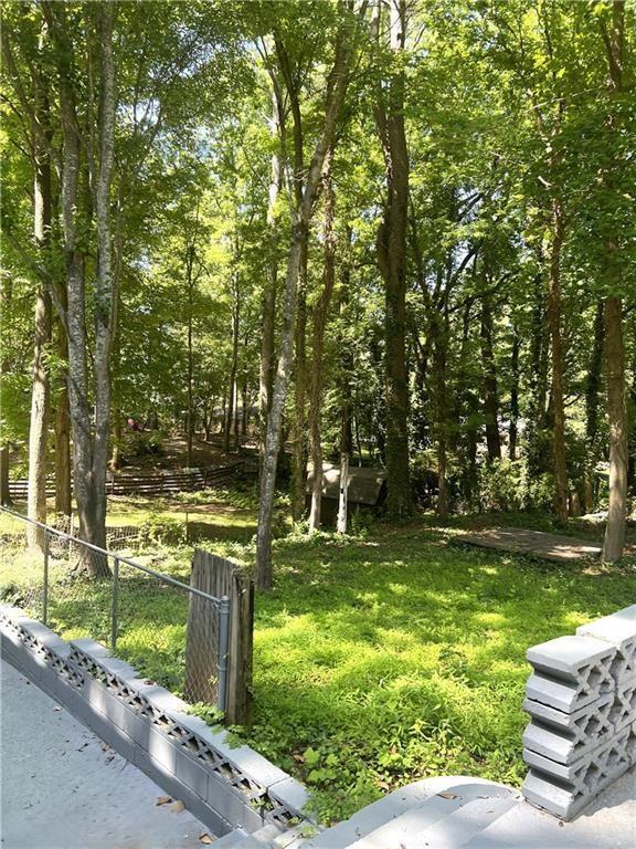 Building Photo - 2545 Plantation Dr