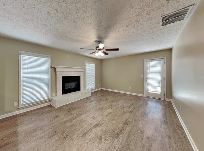 Building Photo - 4491 Marci St