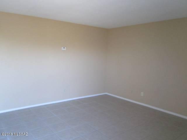 Building Photo - 509 S Santa Rita Ave
