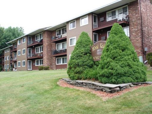 Primary Photo - 15 Farone Dr