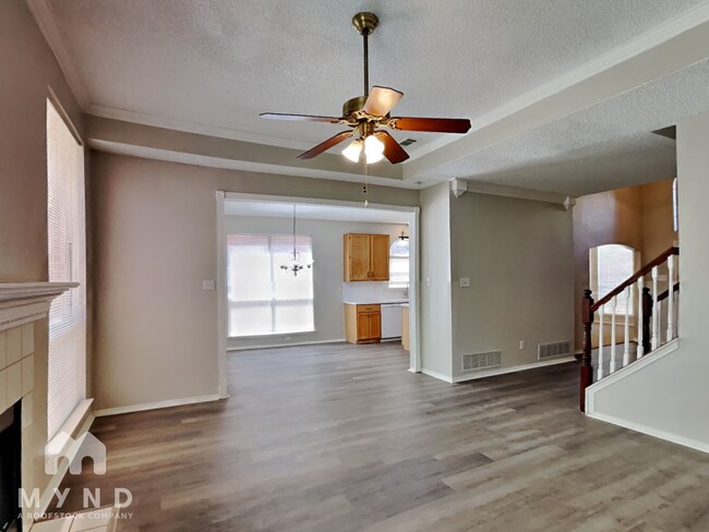 Building Photo - 2228 Red Maple Rd