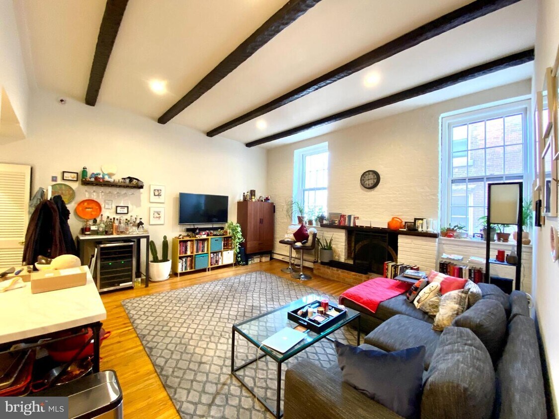Foto principal - 312 S 24th St