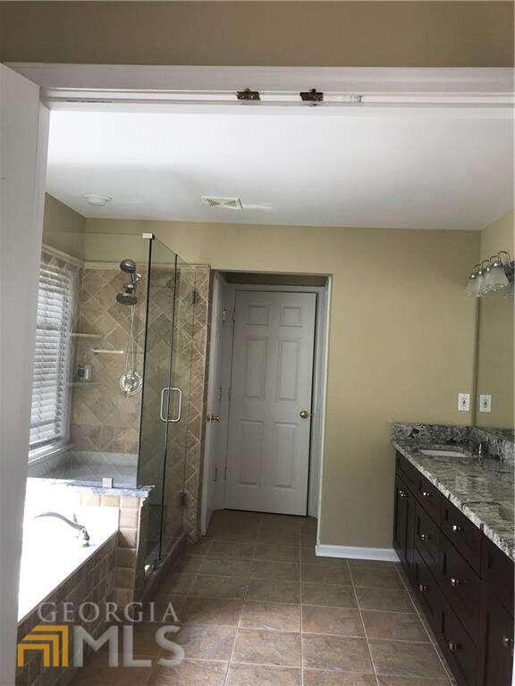 Building Photo - 1075 Ballington Dr