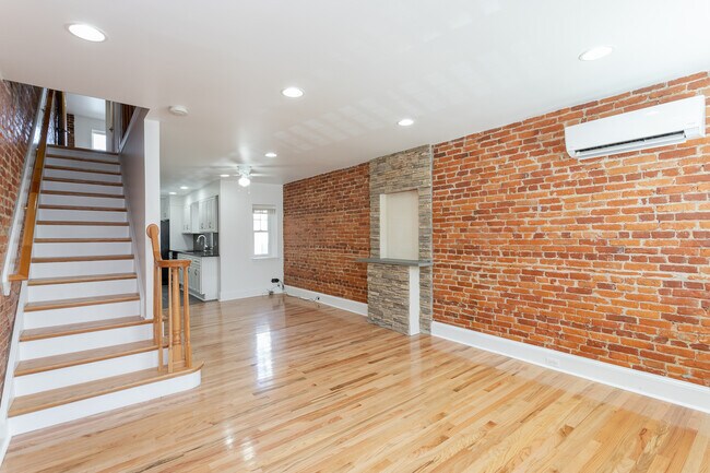 Foto del edificio - 405 W Gay St
