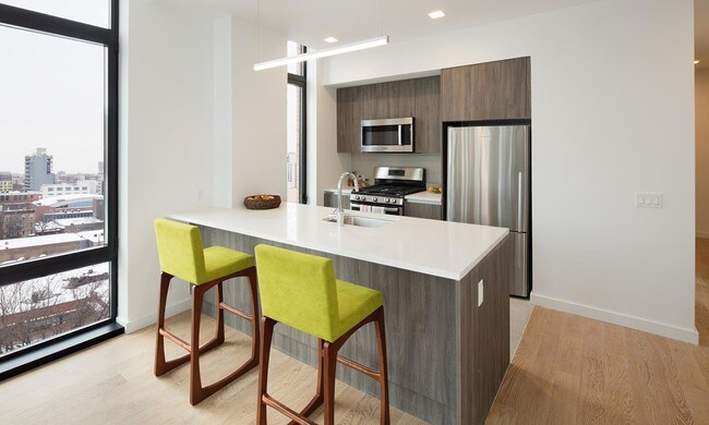 Foto del edificio - 41-07 Crescent Street