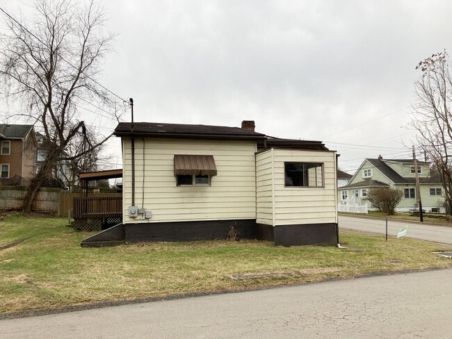 Building Photo - 233 S Hamilton Ave