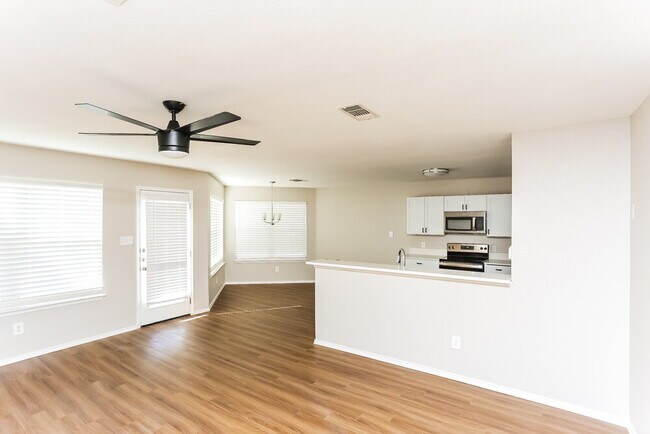 Foto del edificio - 9817 Stoney Bridge Rd