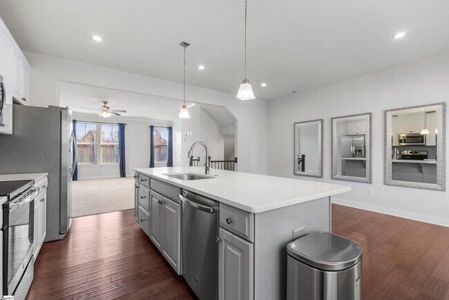 Foto del edificio - 23 Itasca Dr