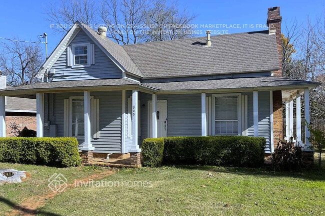 Building Photo - 500 Hill