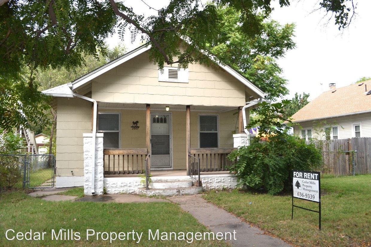 1007 S Emporia St, Wichita, KS 67211 House for Rent in Wichita, KS