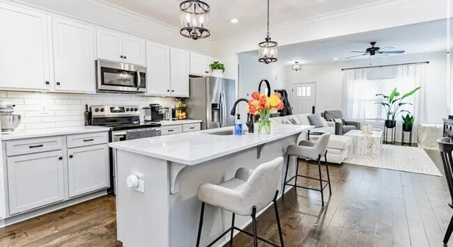 Photo - Beautiful 3/2 Available June 1st! House