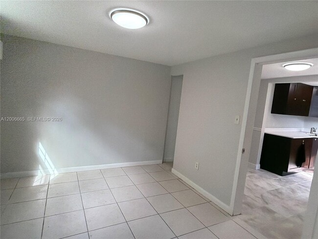 Building Photo - 1350 SW 13th St