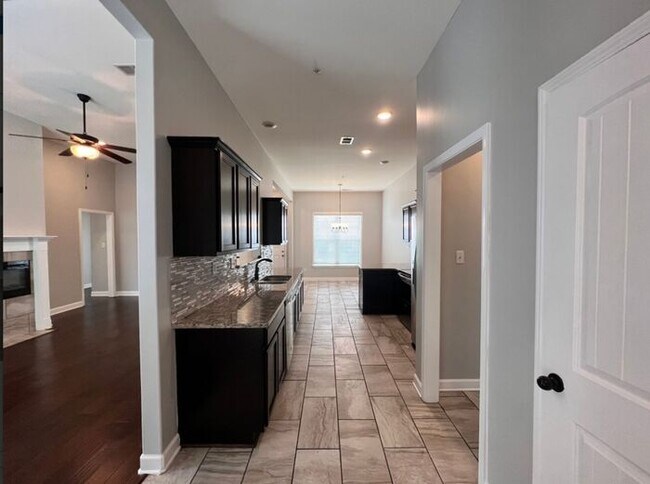 Building Photo - Plantation Glen - Modern Spacious 4bd/2ba ...