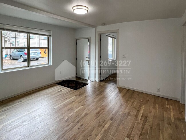 Foto del edificio - 1 br, 1 bath House - 8005 SE Bybee Blvd -