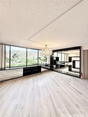 Building Photo - 555 Hahaione St