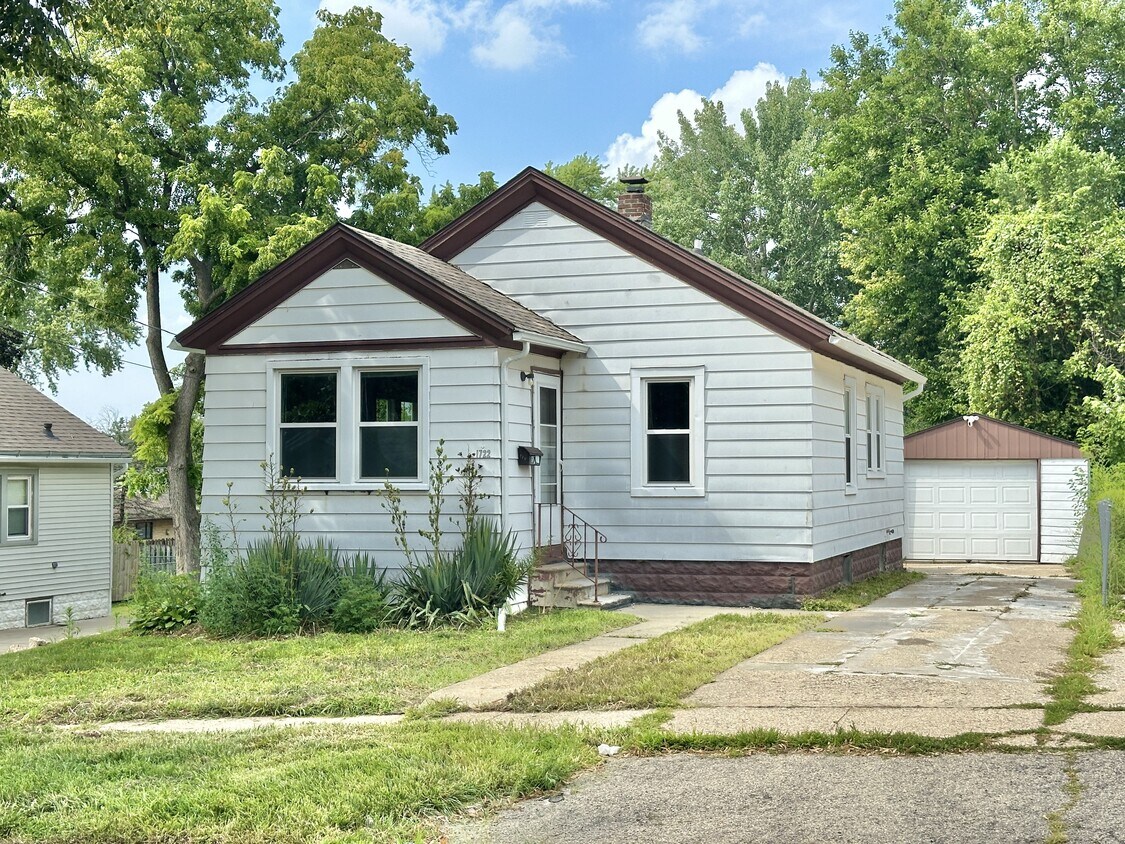 Foto principal - 1722 Pershing Ave